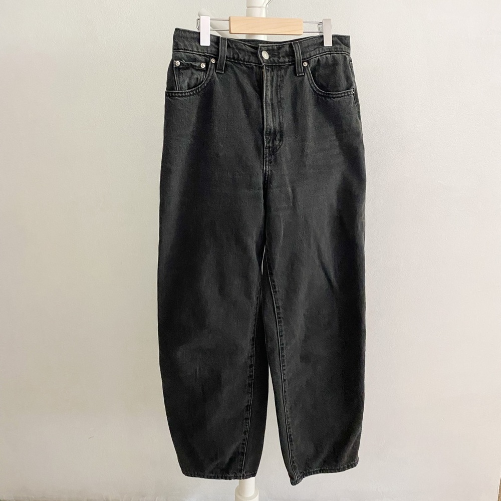 Levi’s Balloon Jeans